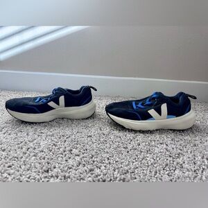 Veja Kids' Black and Blue Sneakers - size 1 US